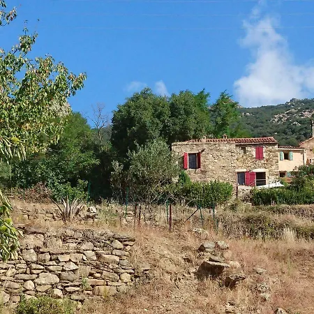 Apartamento Volets Rouges *